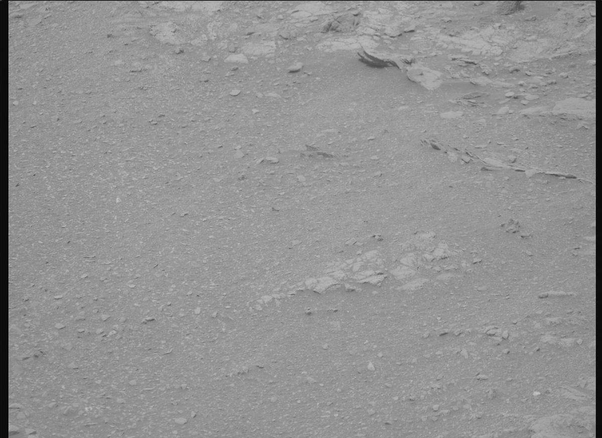 This image was taken by MCZ_RIGHT onboard NASA's Mars rover Perseverance on Sol 588
