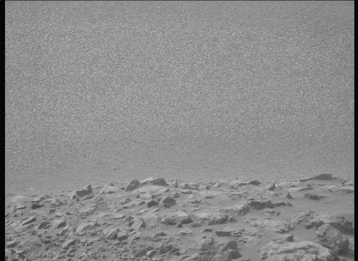 This image was taken by MCZ_LEFT onboard NASA's Mars rover Perseverance on Sol 591