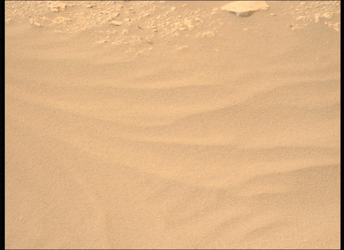 This image was taken by MCZ_LEFT onboard NASA's Mars rover Perseverance on Sol 591