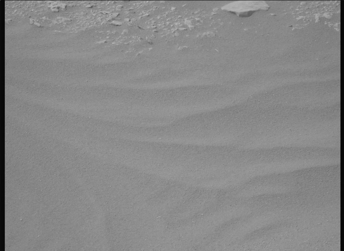 This image was taken by MCZ_LEFT onboard NASA's Mars rover Perseverance on Sol 591