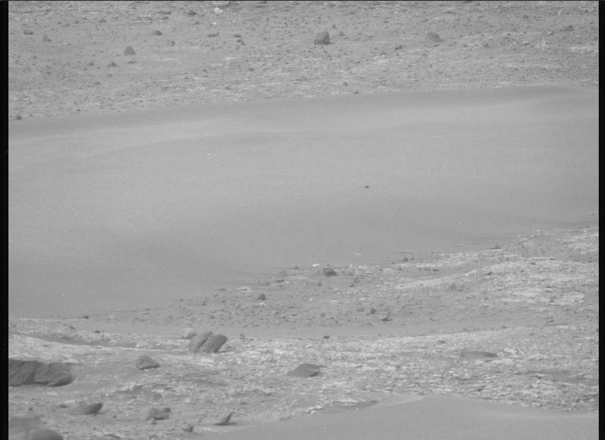 This image was taken by MCZ_RIGHT onboard NASA's Mars rover Perseverance on Sol 591