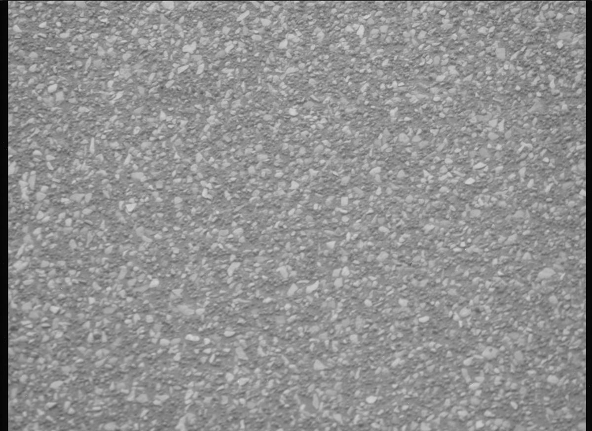 This image was taken by MCZ_RIGHT onboard NASA's Mars rover Perseverance on Sol 594