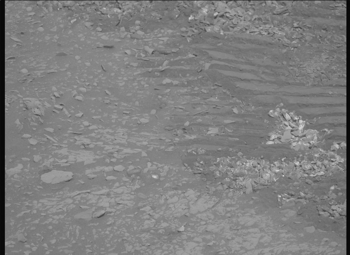 This image was taken by MCZ_RIGHT onboard NASA's Mars rover Perseverance on Sol 604
