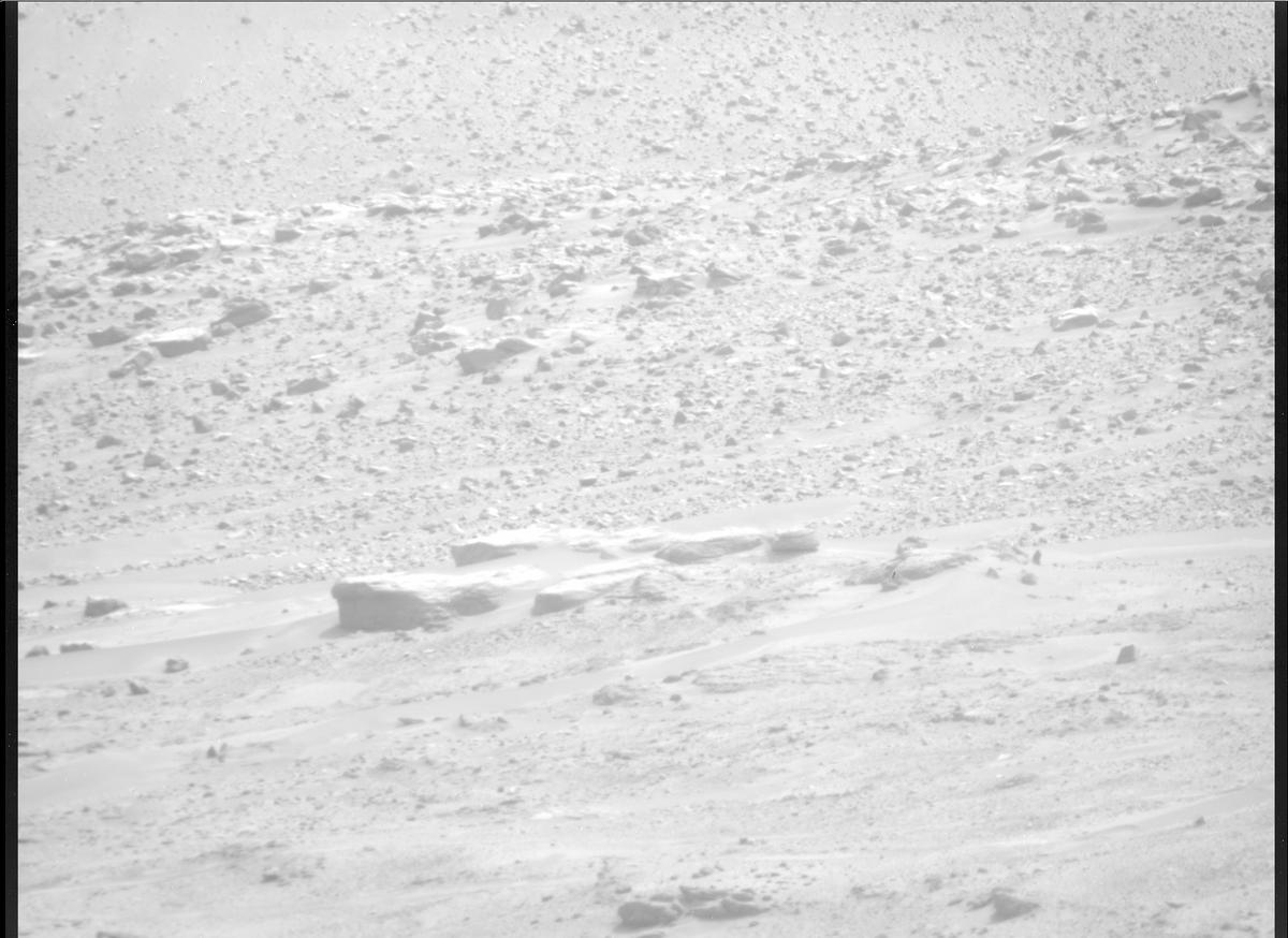 This image was taken by MCZ_RIGHT onboard NASA's Mars rover Perseverance on Sol 604
