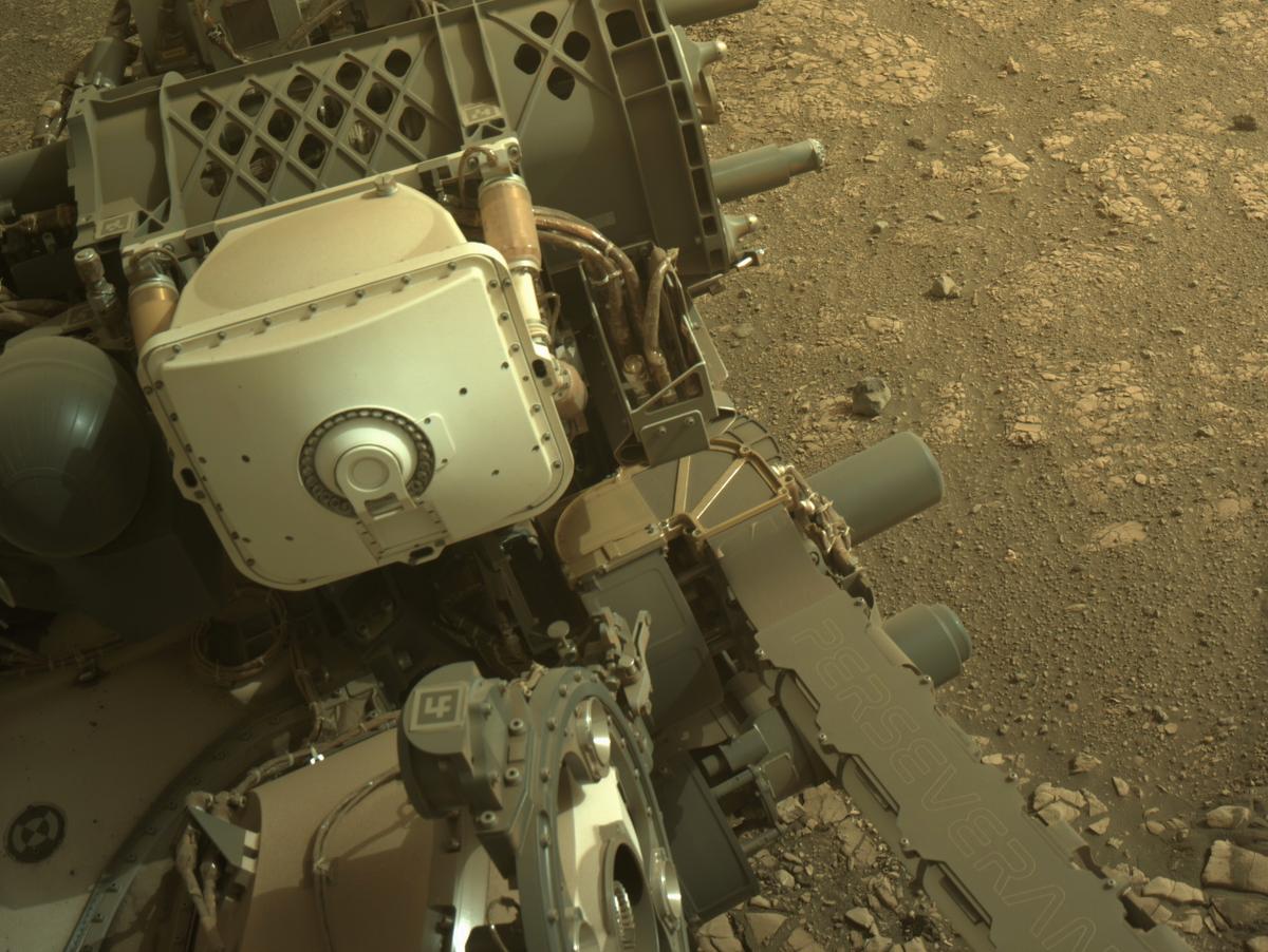 This image was taken by NAVCAM_RIGHT onboard NASA's Mars rover Perseverance on Sol 606
