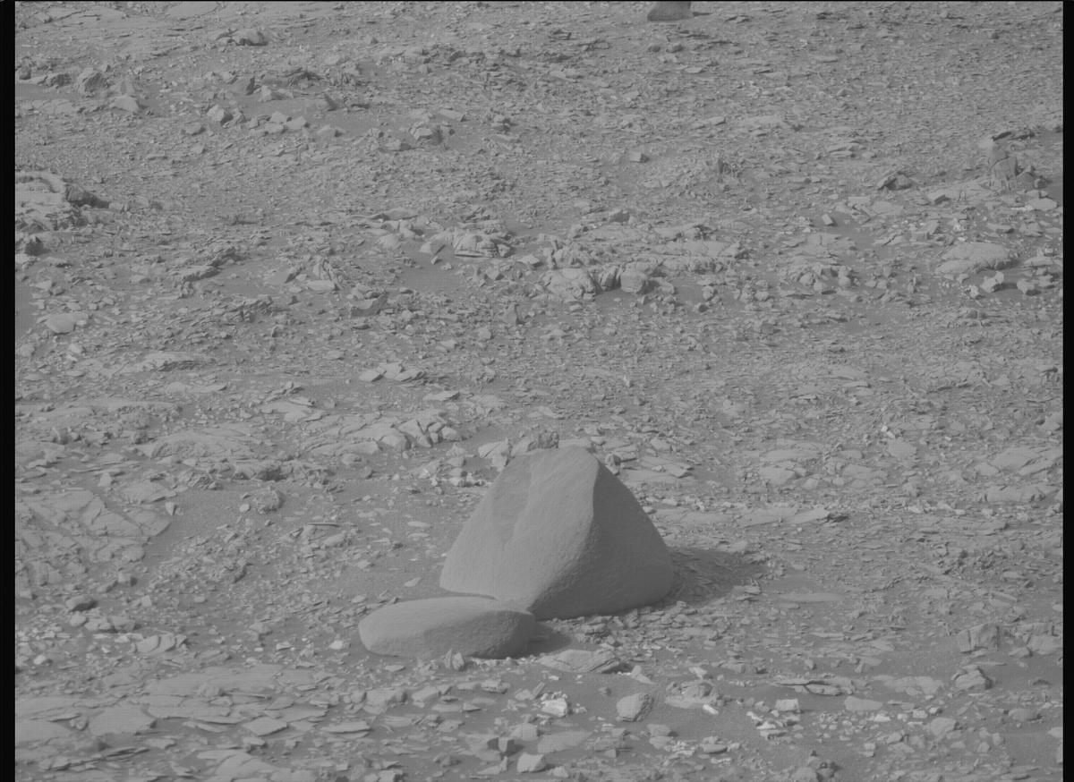 This image was taken by MCZ_RIGHT onboard NASA's Mars rover Perseverance on Sol 606