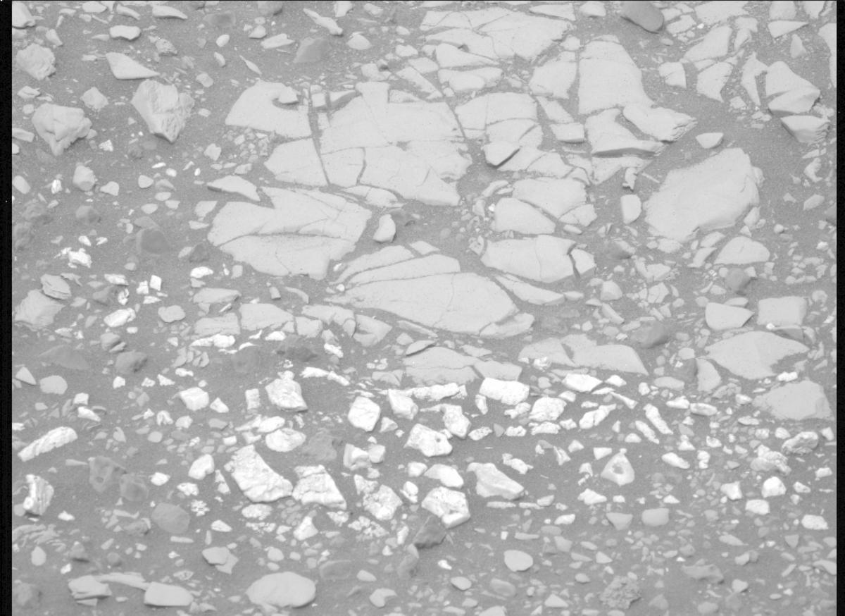 This image was taken by MCZ_LEFT onboard NASA's Mars rover Perseverance on Sol 609