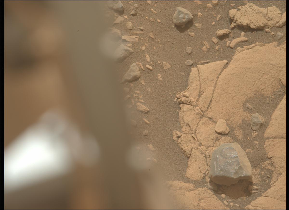 This image was taken by MCZ_LEFT onboard NASA's Mars rover Perseverance on Sol 610