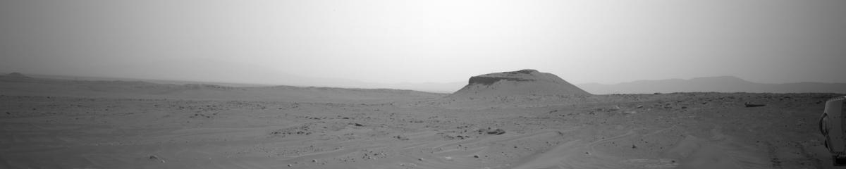This image was taken by NAVCAM_LEFT onboard NASA's Mars rover Perseverance on Sol 612