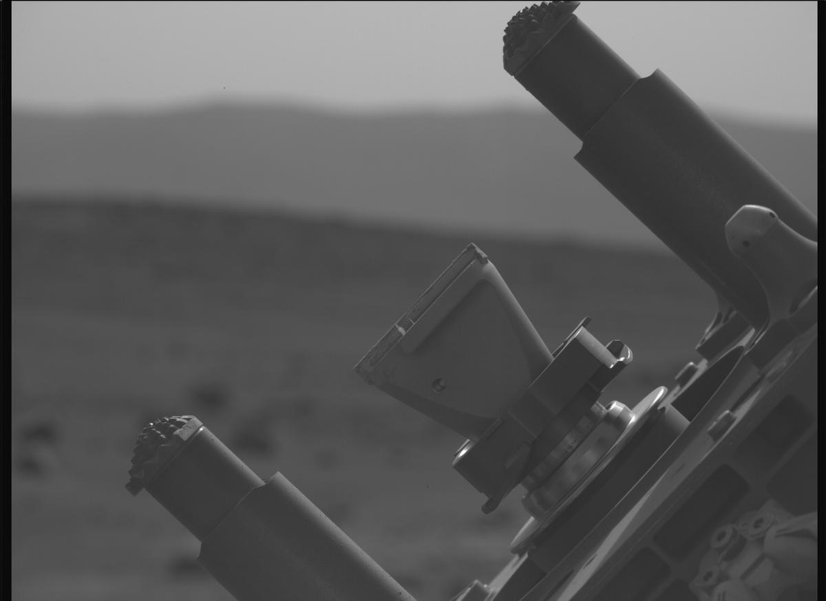 This image was taken by MCZ_LEFT onboard NASA's Mars rover Perseverance on Sol 612