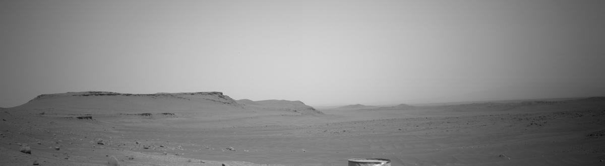 This image was taken by NAVCAM_LEFT onboard NASA's Mars rover Perseverance on Sol 613