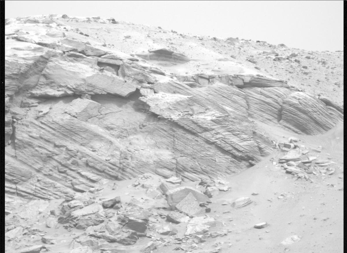 This image was taken by MCZ_LEFT onboard NASA's Mars rover Perseverance on Sol 613