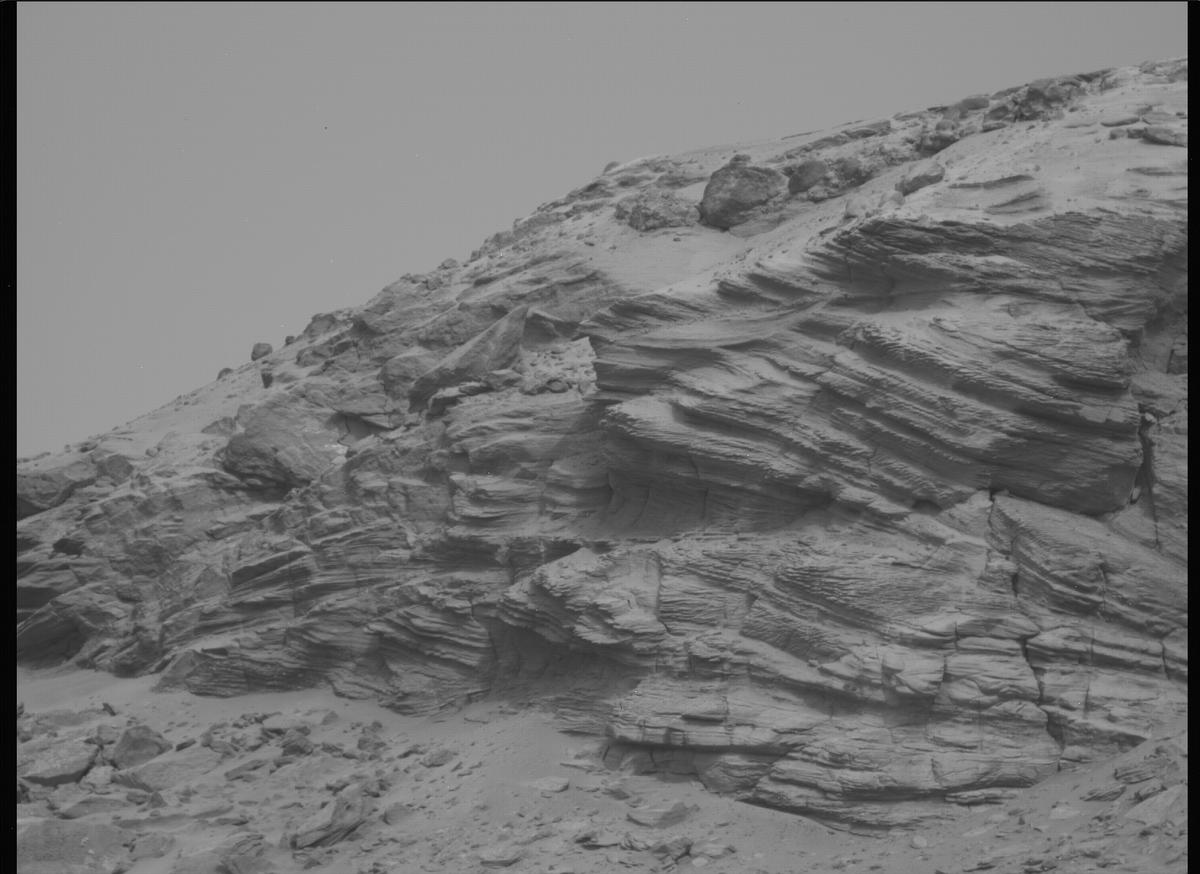 This image was taken by MCZ_LEFT onboard NASA's Mars rover Perseverance on Sol 613