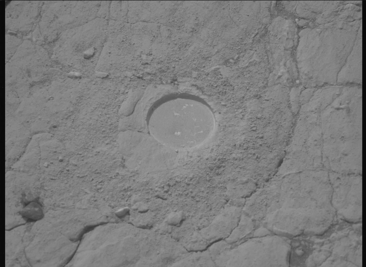 This image was taken by MCZ_LEFT onboard NASA's Mars rover Perseverance on Sol 613