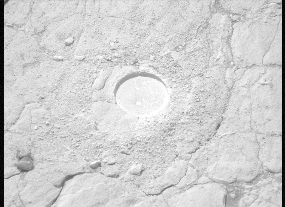 This image was taken by MCZ_LEFT onboard NASA's Mars rover Perseverance on Sol 613