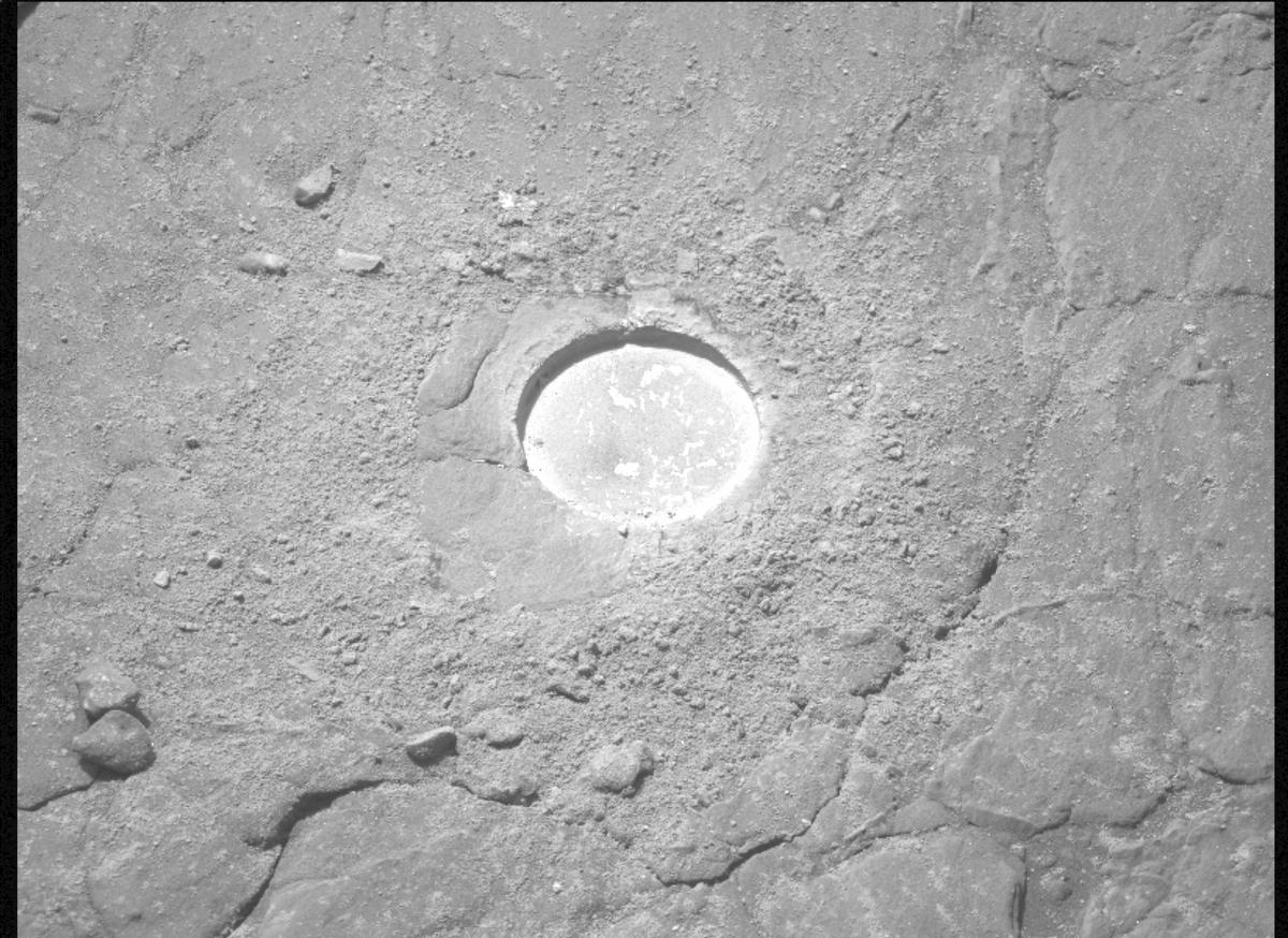 This image was taken by MCZ_LEFT onboard NASA's Mars rover Perseverance on Sol 613