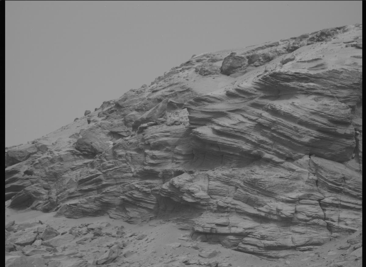 This image was taken by MCZ_RIGHT onboard NASA's Mars rover Perseverance on Sol 613