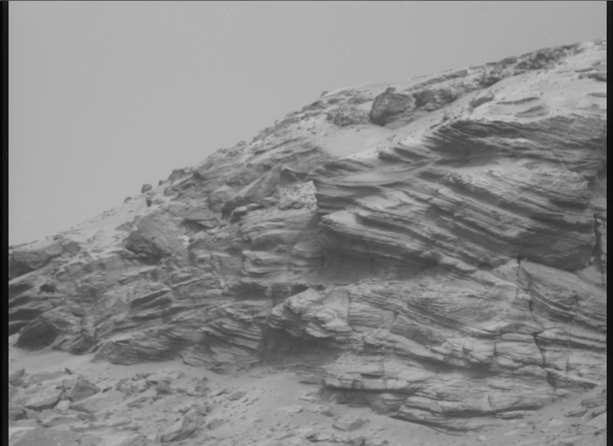 This image was taken by MCZ_RIGHT onboard NASA's Mars rover Perseverance on Sol 613