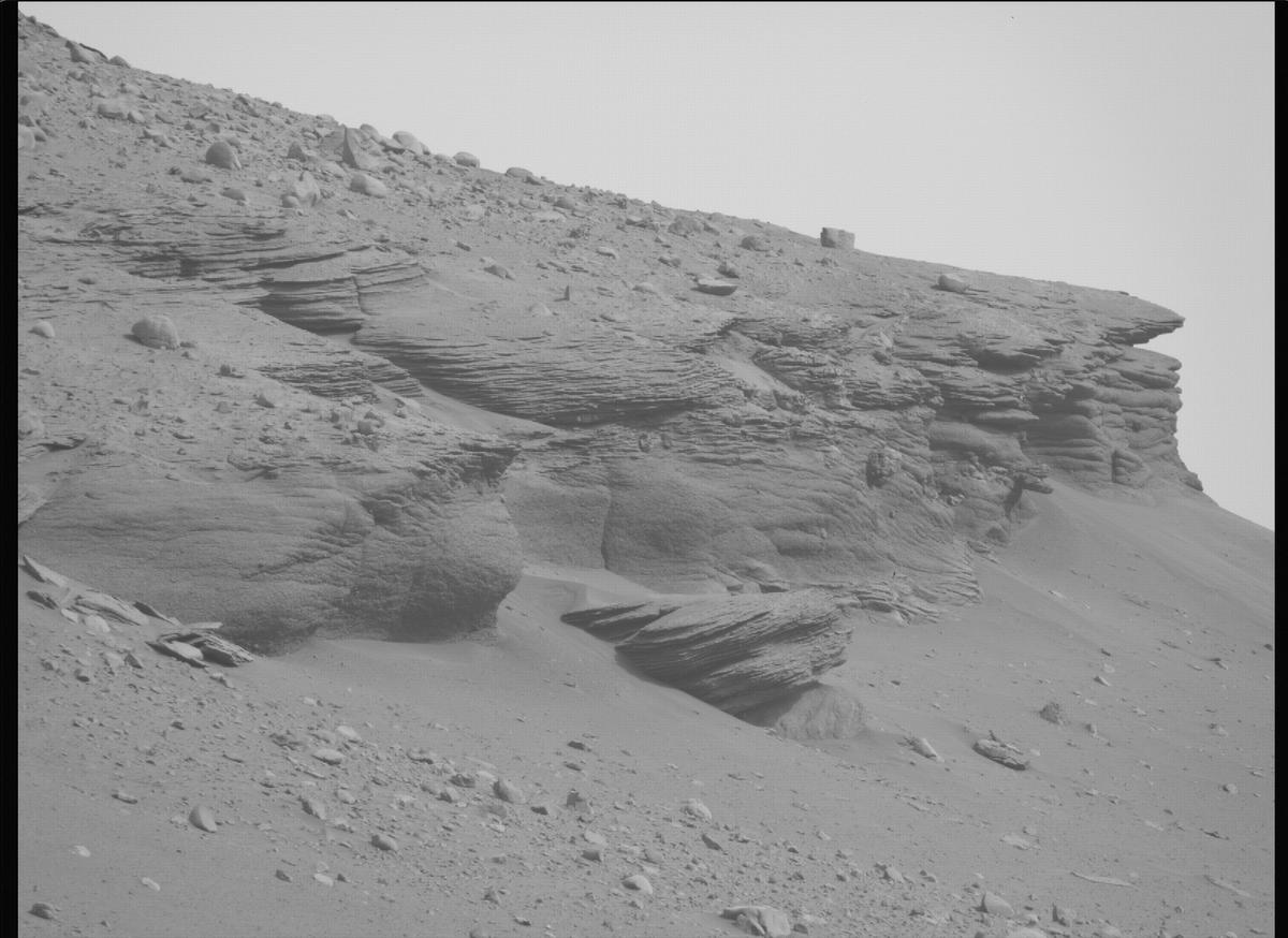 This image was taken by MCZ_RIGHT onboard NASA's Mars rover Perseverance on Sol 614