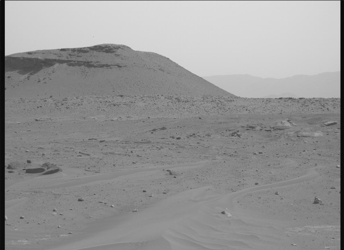 This image was taken by MCZ_LEFT onboard NASA's Mars rover Perseverance on Sol 615
