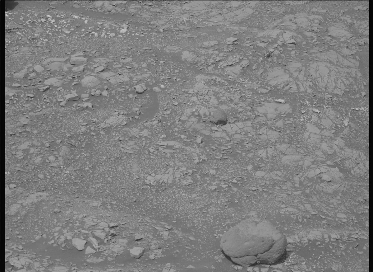 This image was taken by MCZ_RIGHT onboard NASA's Mars rover Perseverance on Sol 619