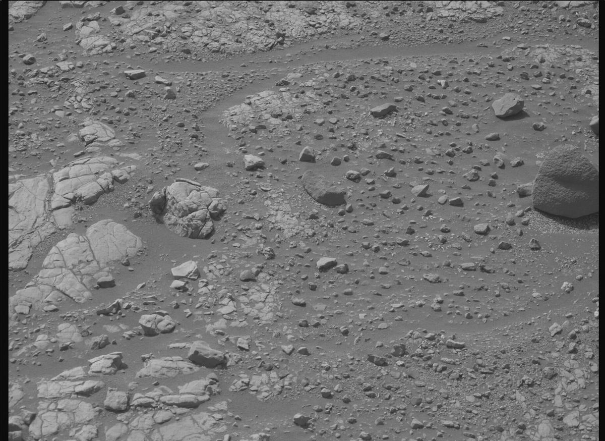 This image was taken by MCZ_RIGHT onboard NASA's Mars rover Perseverance on Sol 619