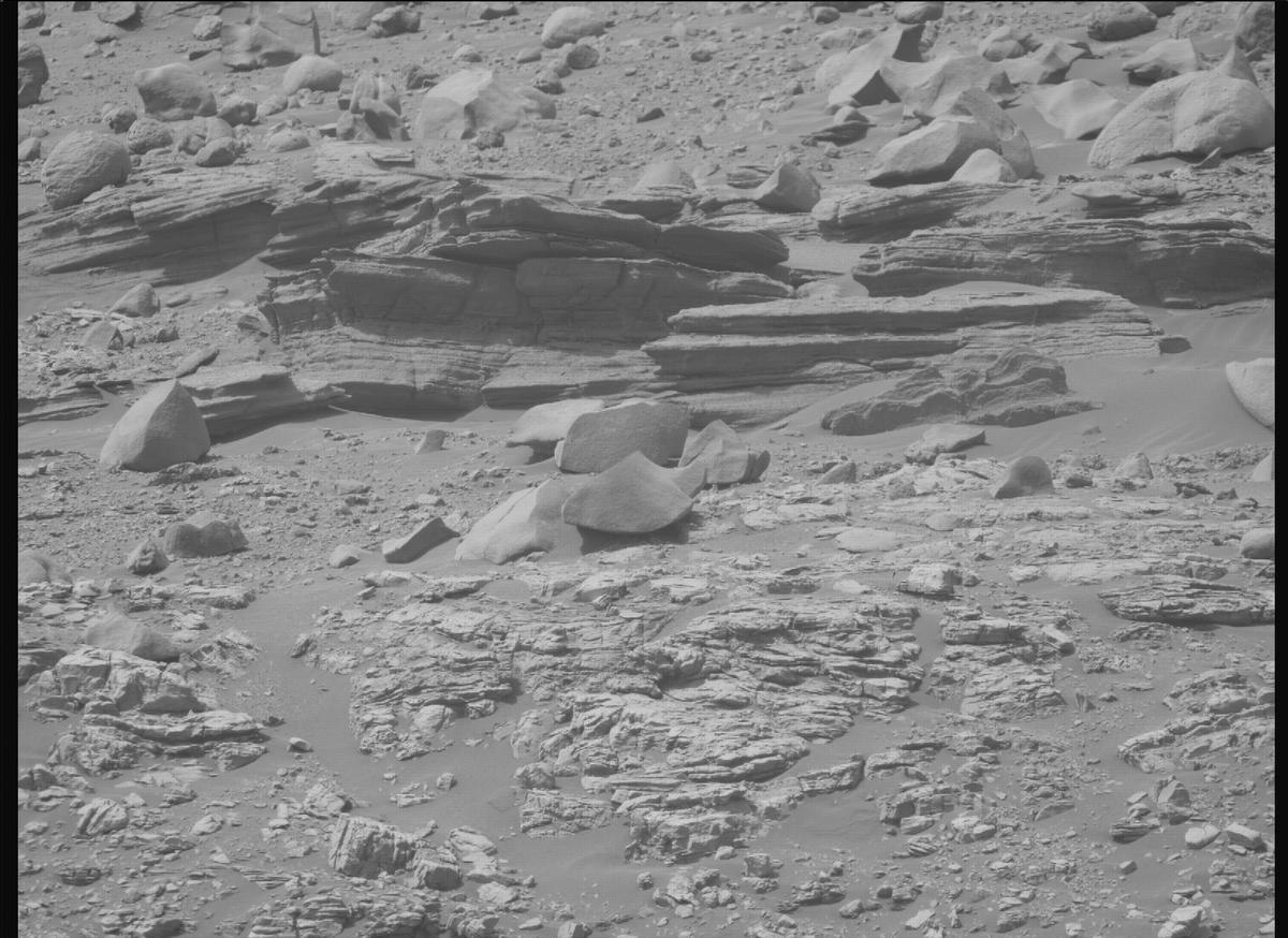 This image was taken by MCZ_RIGHT onboard NASA's Mars rover Perseverance on Sol 621