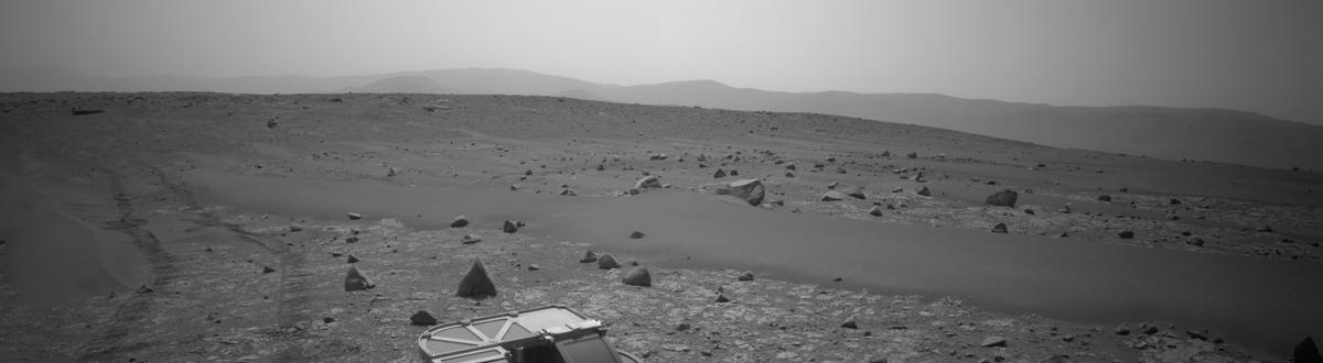 This image was taken by NAVCAM_LEFT onboard NASA's Mars rover Perseverance on Sol 627