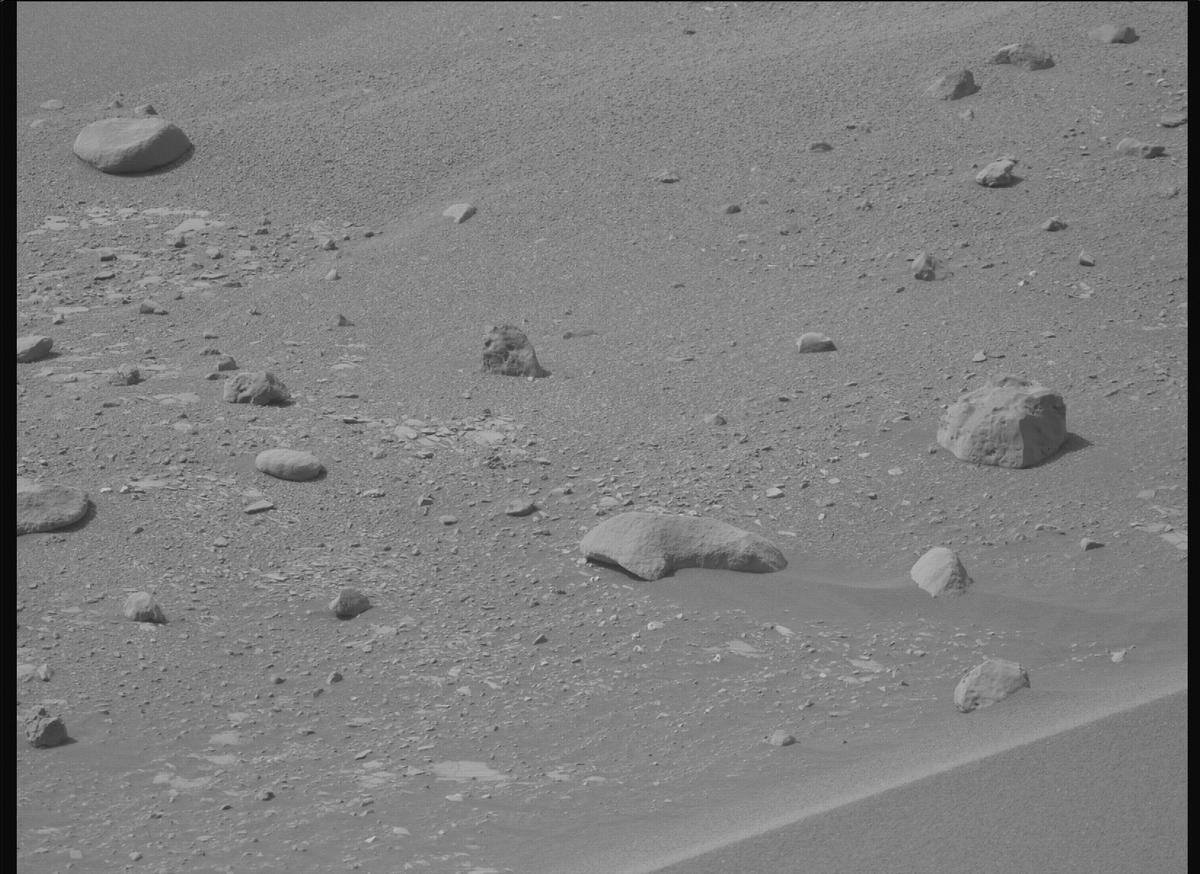 This image was taken by MCZ_RIGHT onboard NASA's Mars rover Perseverance on Sol 629