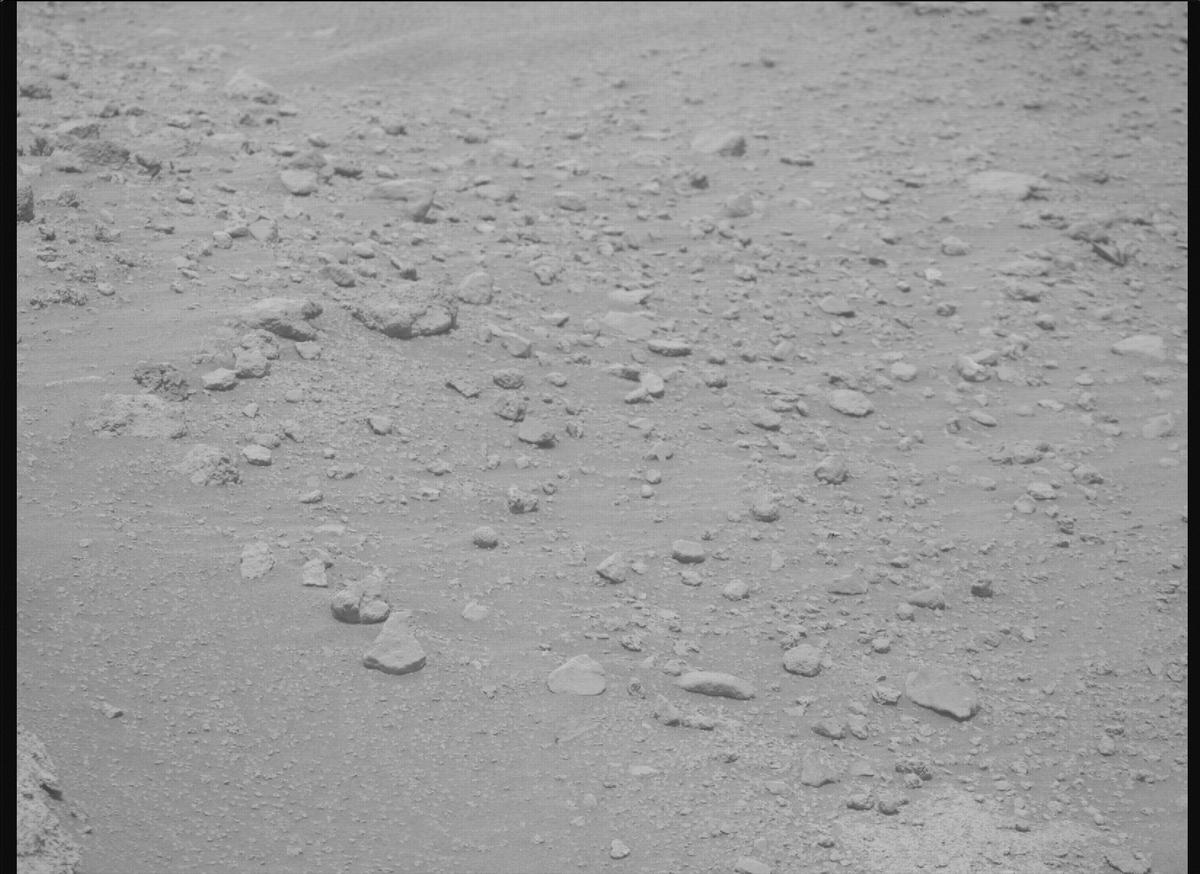This image was taken by MCZ_RIGHT onboard NASA's Mars rover Perseverance on Sol 632