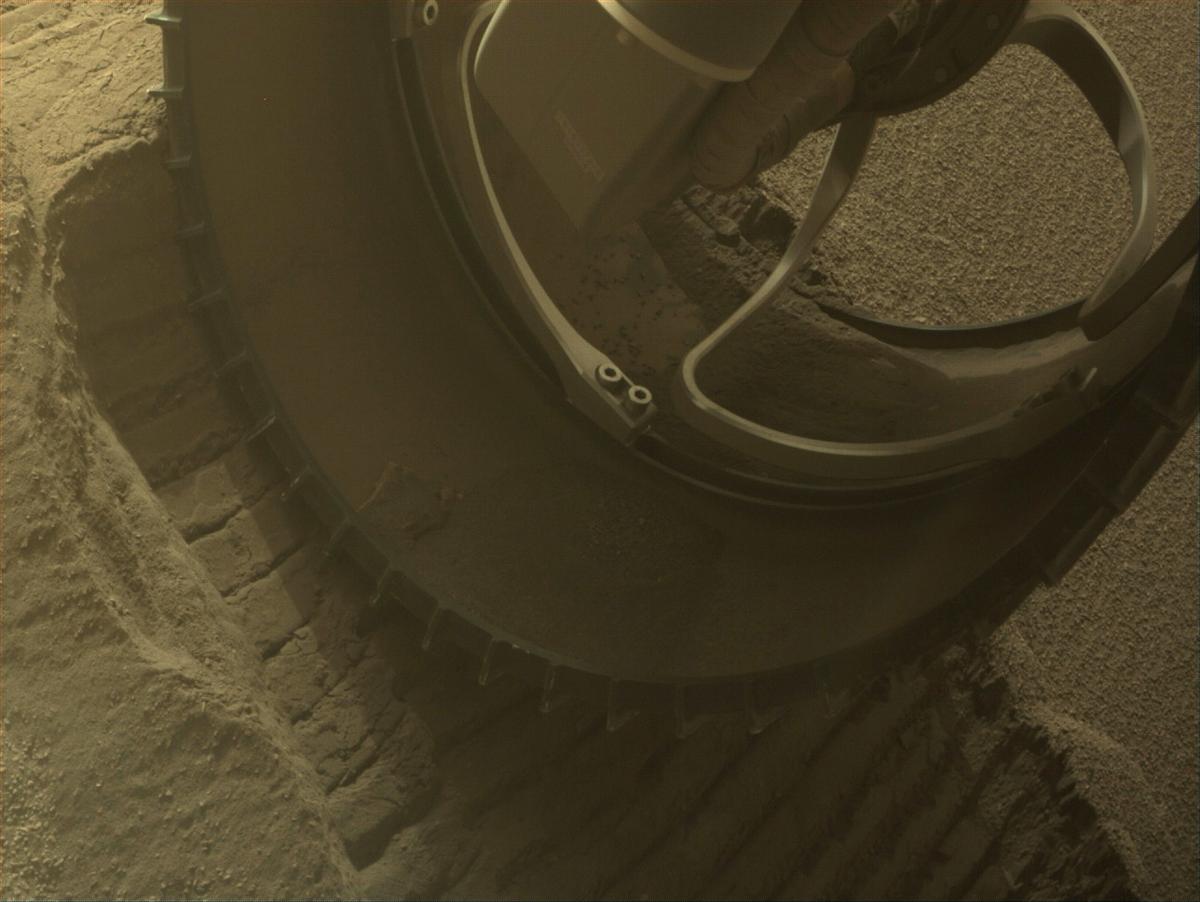 This image was taken by FRONT_HAZCAM_RIGHT_A onboard NASA's Mars rover Perseverance on Sol 634