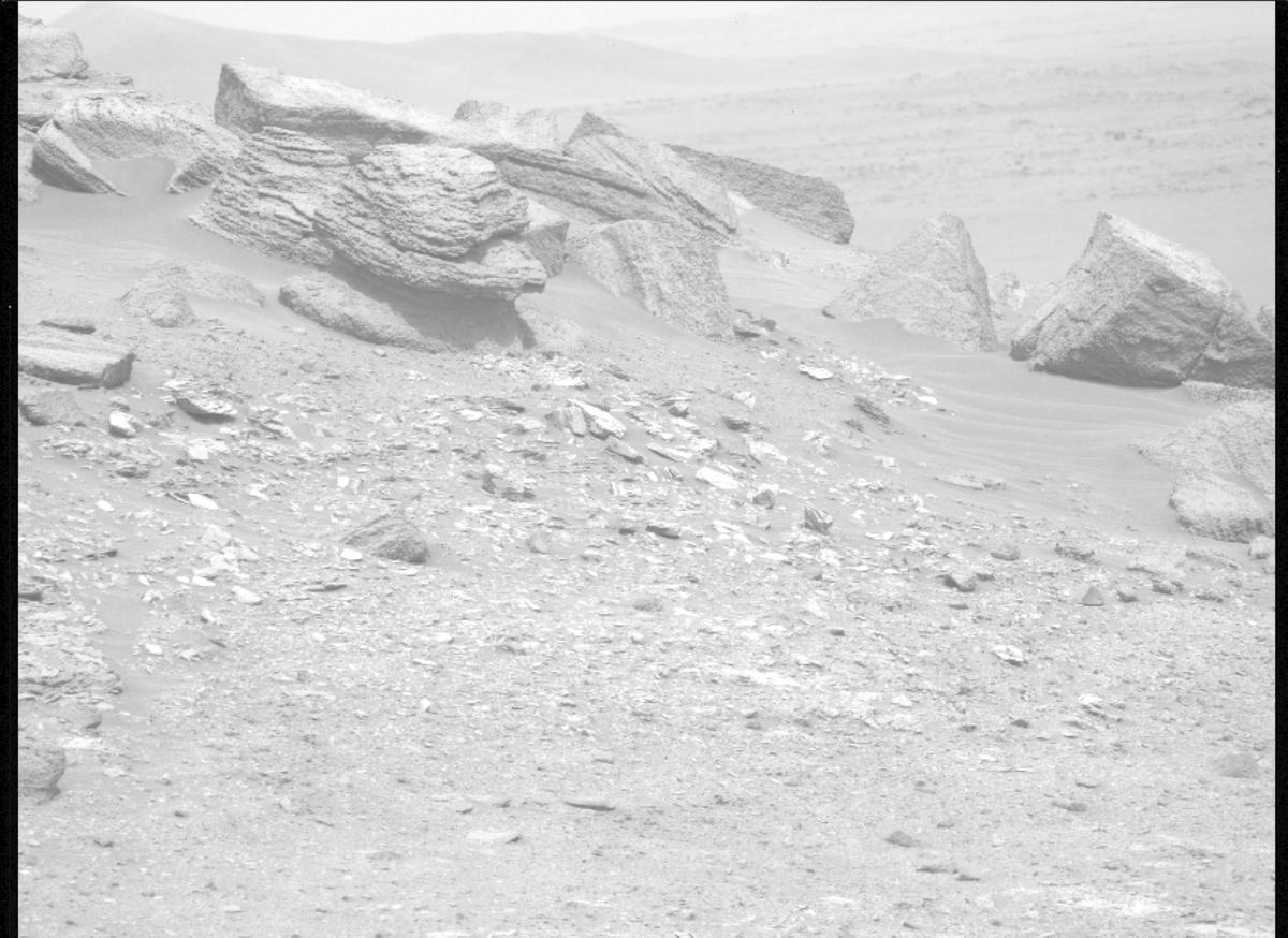 This image was taken by MCZ_LEFT onboard NASA's Mars rover Perseverance on Sol 635