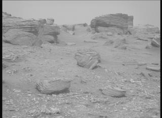 View image taken on Mars, Mars Perseverance Sol 635: Right Mastcam-Z Camera