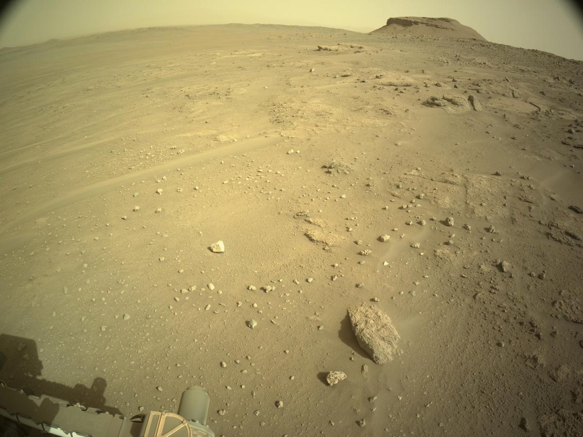 This image was taken by NAVCAM_RIGHT onboard NASA's Mars rover Perseverance on Sol 641