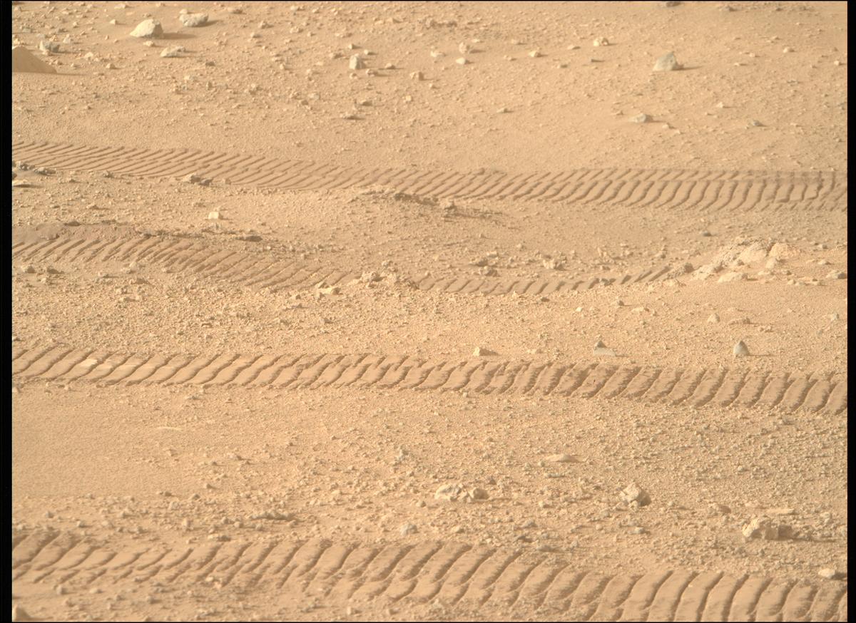 This image was taken by MCZ_RIGHT onboard NASA's Mars rover Perseverance on Sol 641