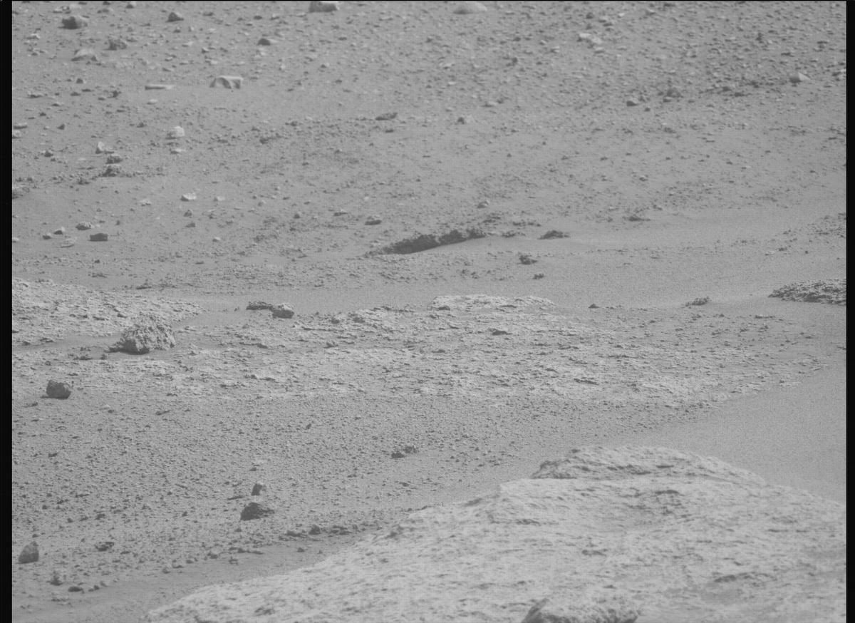 This image was taken by MCZ_LEFT onboard NASA's Mars rover Perseverance on Sol 642