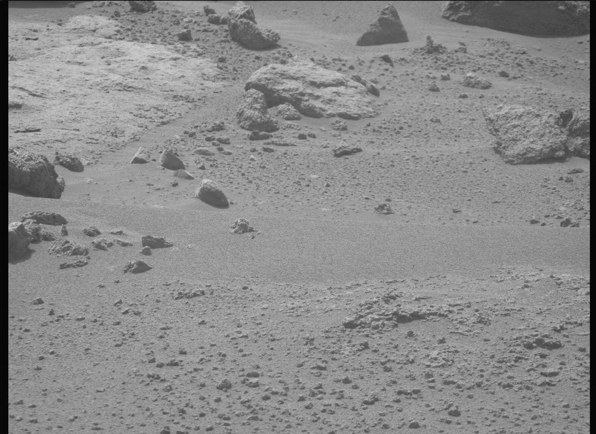 This image was taken by MCZ_RIGHT onboard NASA's Mars rover Perseverance on Sol 642
