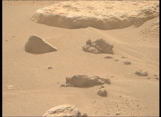 View image taken on Mars, Mars Perseverance Sol 642: Right Mastcam-Z Camera