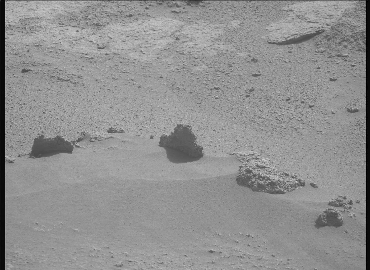 This image was taken by MCZ_RIGHT onboard NASA's Mars rover Perseverance on Sol 642