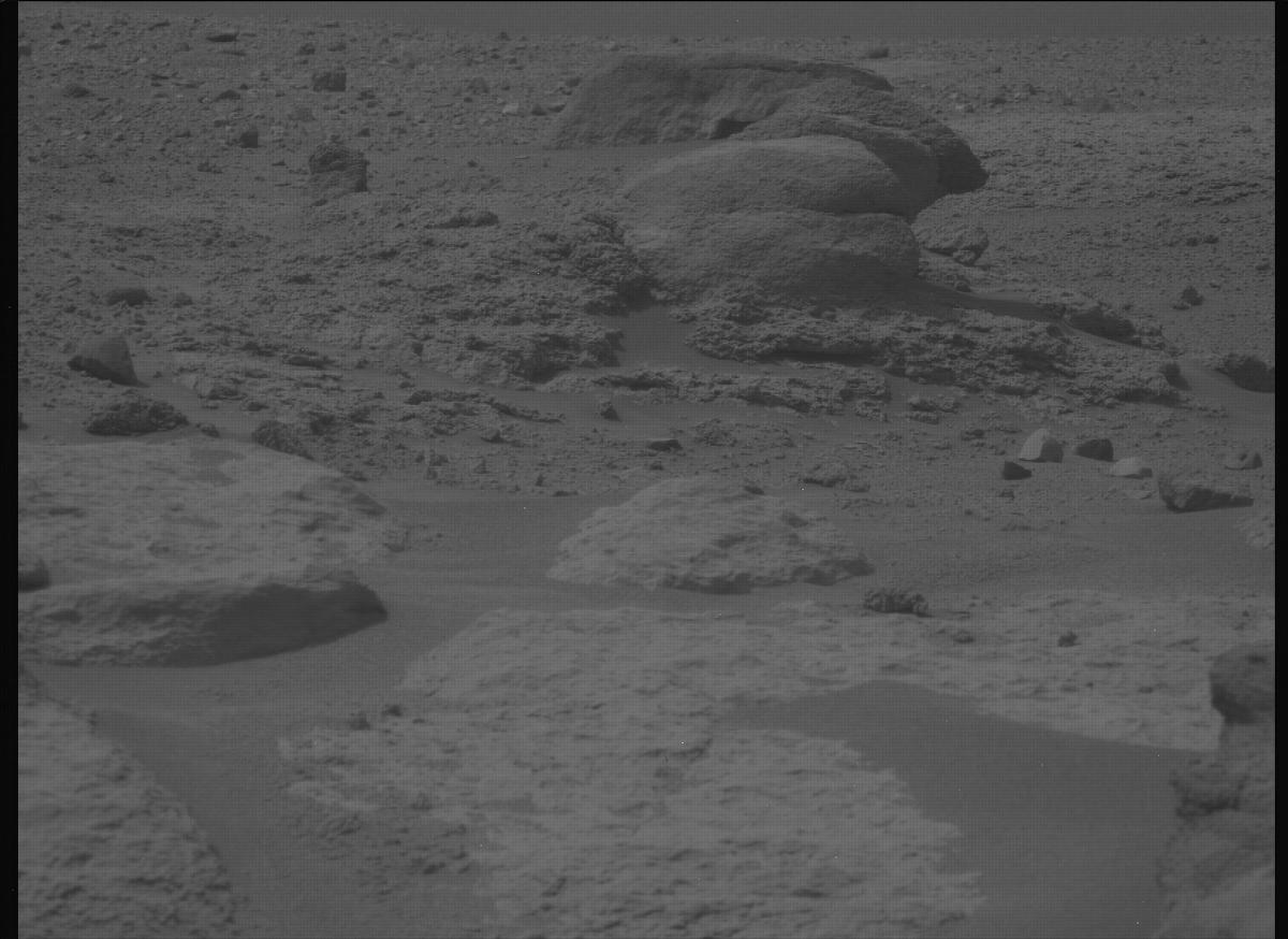 This image was taken by MCZ_LEFT onboard NASA's Mars rover Perseverance on Sol 645