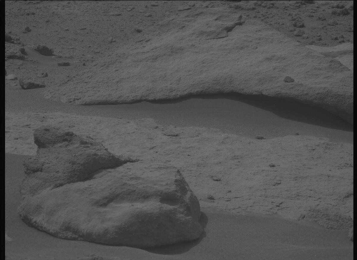 This image was taken by MCZ_LEFT onboard NASA's Mars rover Perseverance on Sol 645