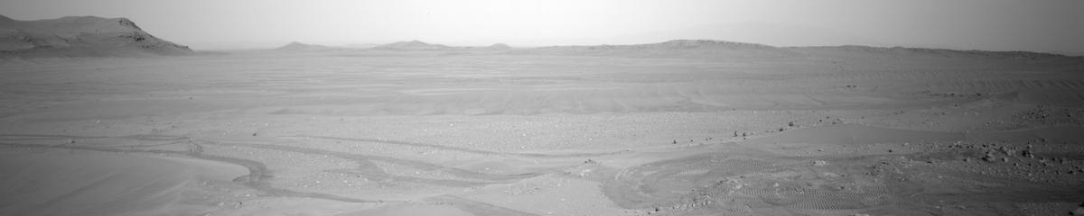 This image was taken by NAVCAM_LEFT onboard NASA's Mars rover Perseverance on Sol 646