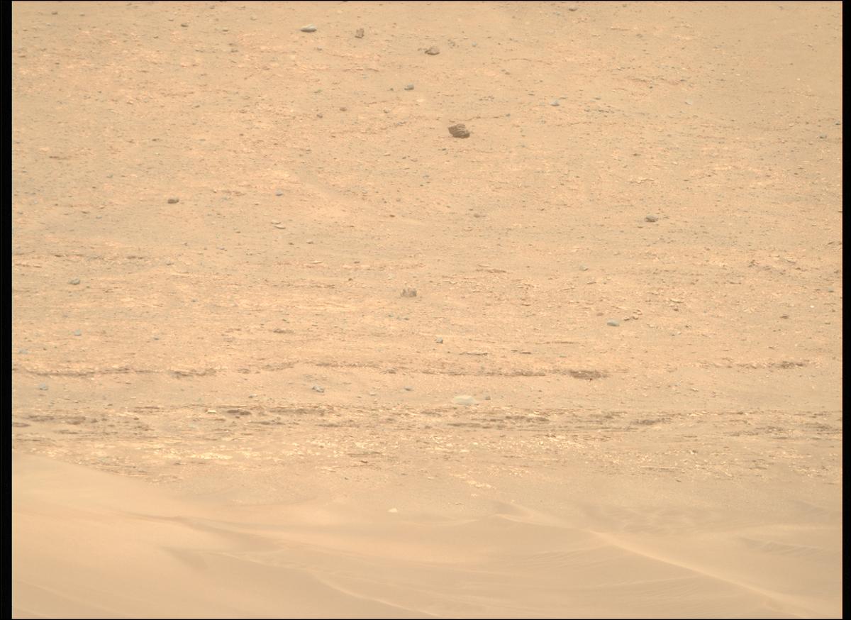 This image was taken by MCZ_RIGHT onboard NASA's Mars rover Perseverance on Sol 647