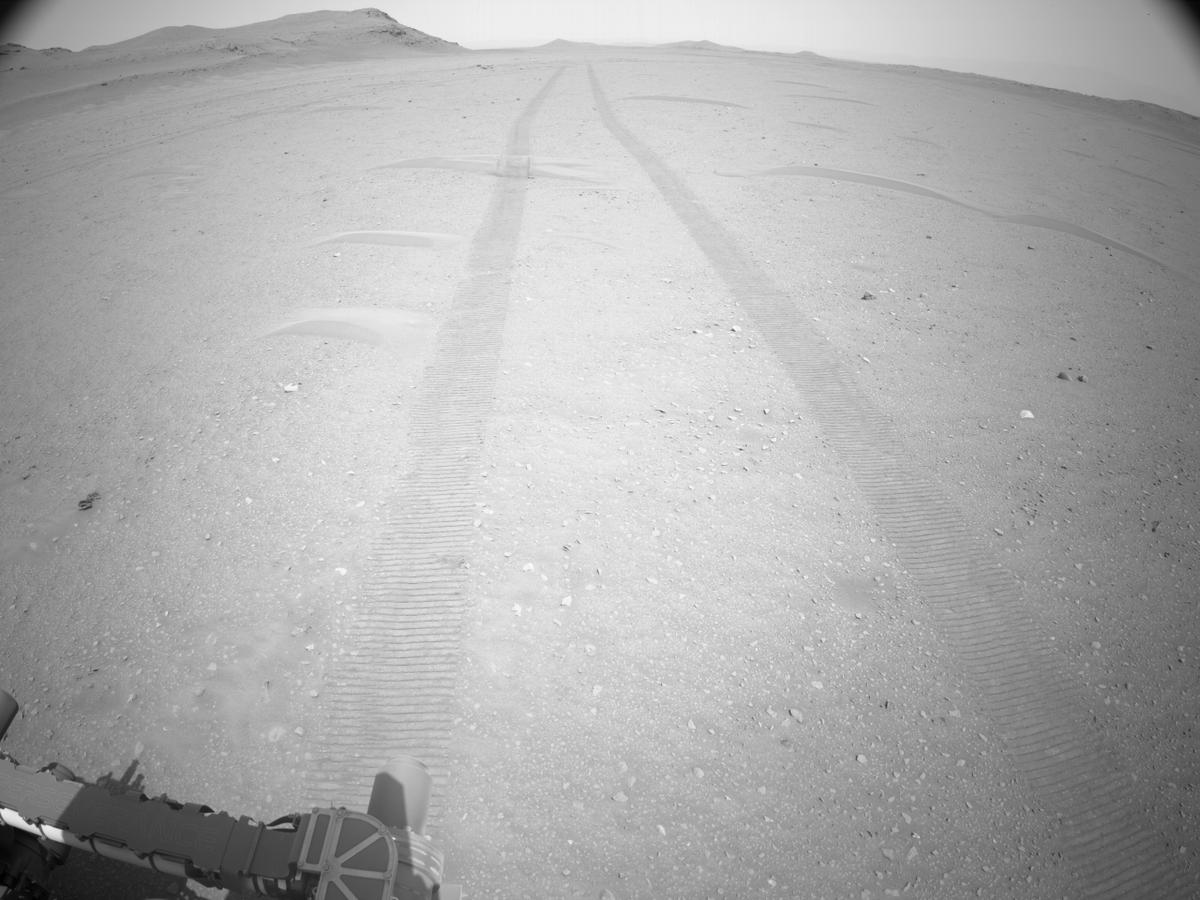 This image was taken by NAVCAM_RIGHT onboard NASA's Mars rover Perseverance on Sol 648