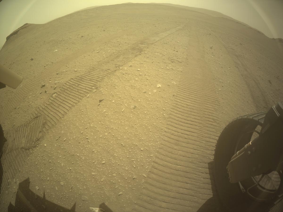 This image was taken by REAR_HAZCAM_RIGHT onboard NASA's Mars rover Perseverance on Sol 648