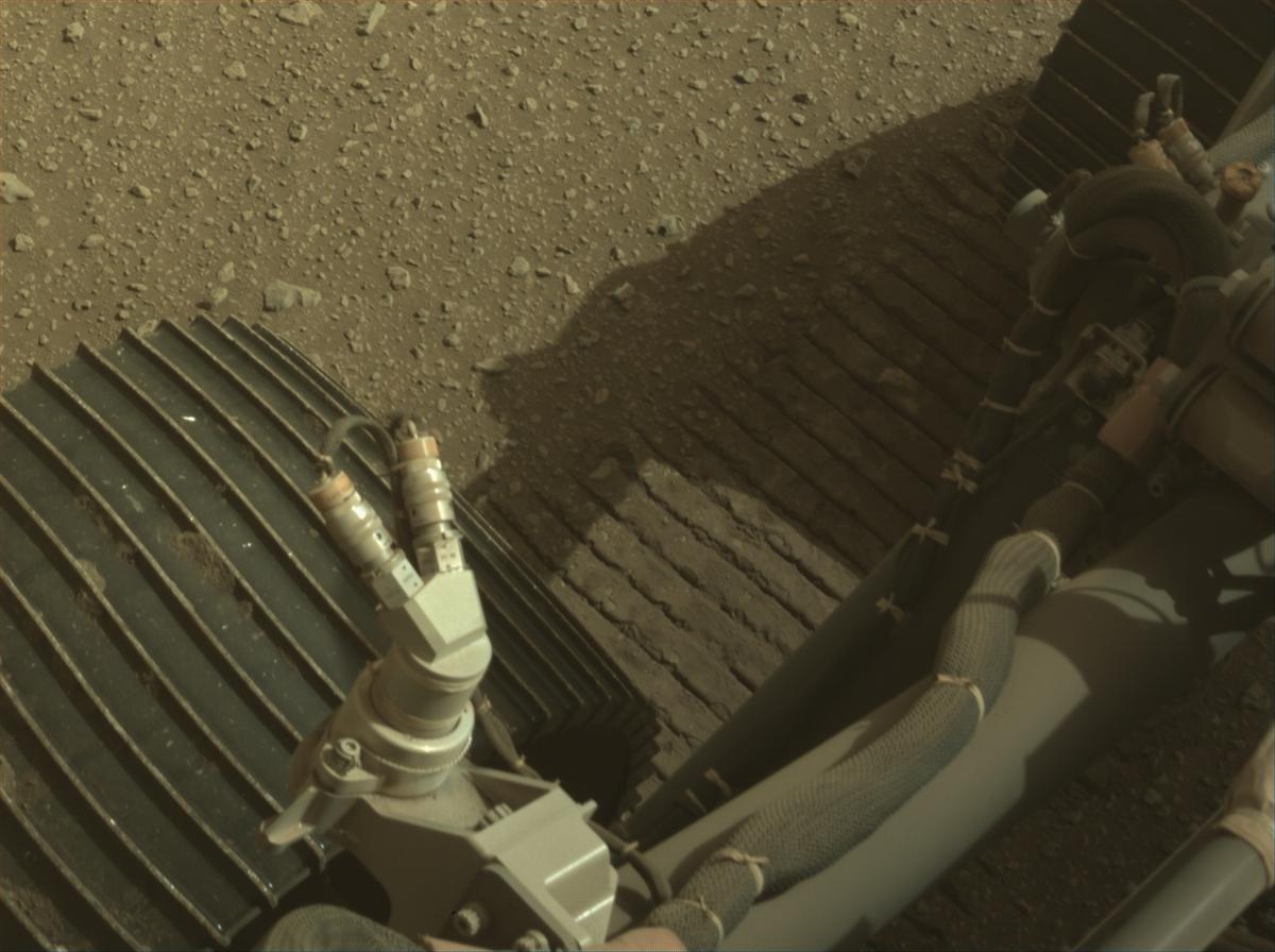 This image was taken by NAVCAM_RIGHT onboard NASA's Mars rover Perseverance on Sol 652