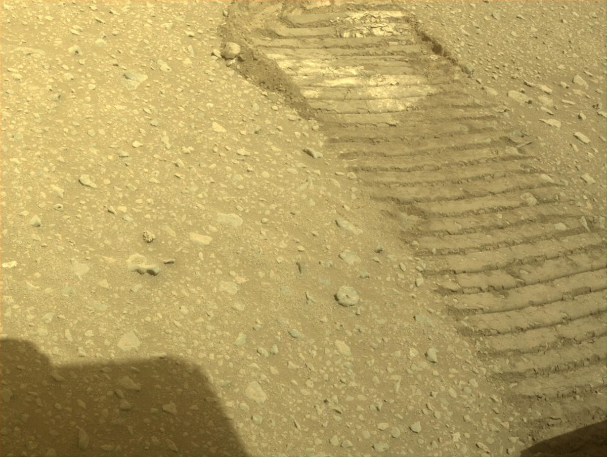 This image was taken by FRONT_HAZCAM_RIGHT_A onboard NASA's Mars rover Perseverance on Sol 654