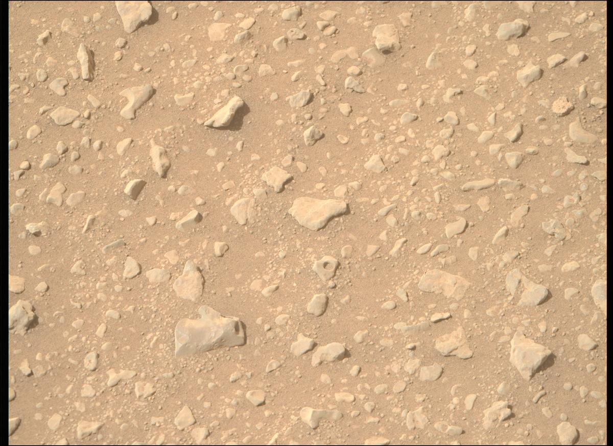 This image was taken by MCZ_RIGHT onboard NASA's Mars rover Perseverance on Sol 654