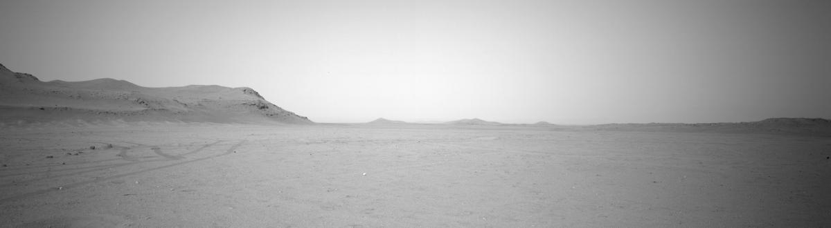 This image was taken by NAVCAM_LEFT onboard NASA's Mars rover Perseverance on Sol 655