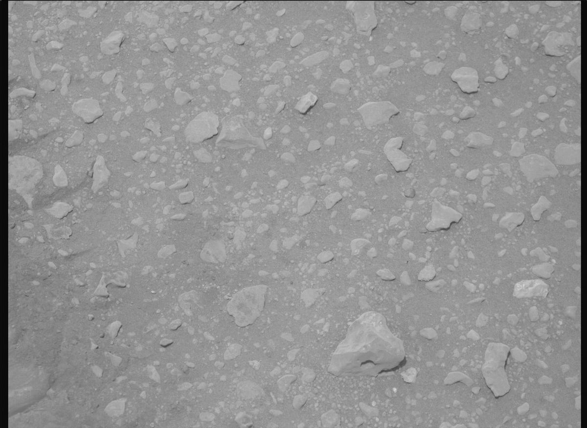 This image was taken by MCZ_RIGHT onboard NASA's Mars rover Perseverance on Sol 655